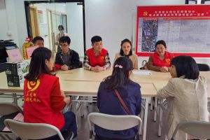 浓浓关爱暖人心，买大小球集团官网买大小球集团官网买大小球集团官网买大小球集团官网首页-买大小球(中国)-买大小球(中国)
集团党支部慰问困难单亲家庭